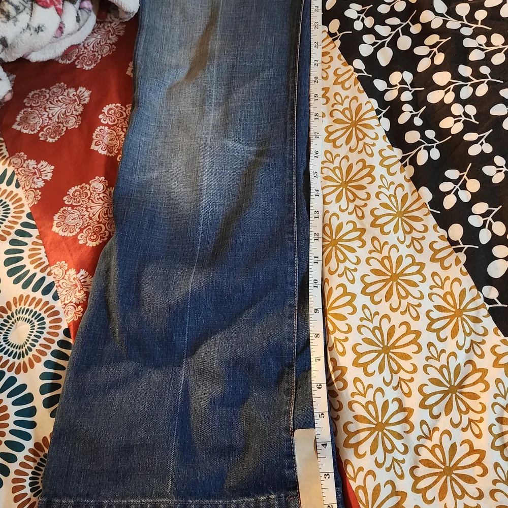 7 For All Mankind Dark Blue Flare Jeans - Picture 4 of 8